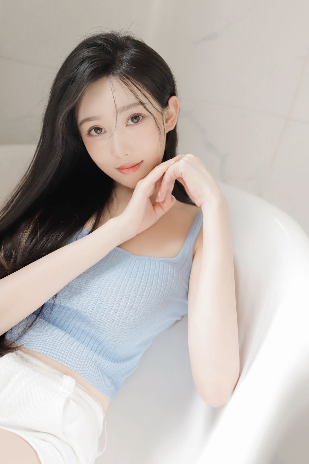 新加坡伴游模特